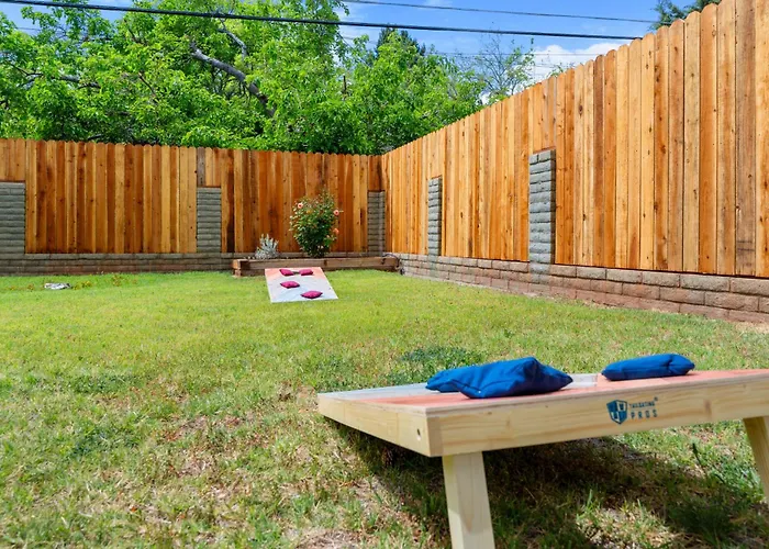 New Spacious Hot Tubsaunacold Plunge *